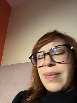 AgnesCampp online show from June 29, 2026, 7:47 pm