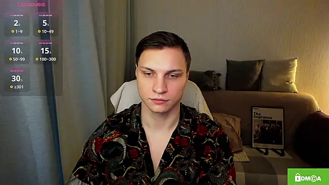 handsome guy01 online show from June 25, 2026, 5:17 pm