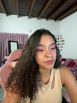 Snapshot of Arteatenea__ chatting on June 4, 2026, 3:01 am Arteatenea online show from June 4, 2026, 3:01 am