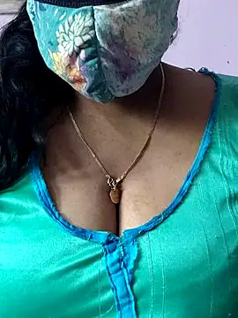 mallu-sumi online show from July 20, 2026, 5:11 am
