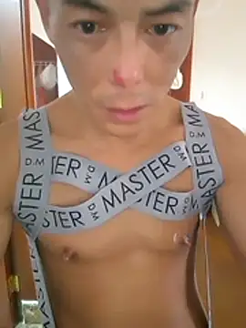 hkwildguy online show from May 28, 2026, 5:49 am