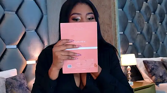 VanessaGlenn online show from July 10, 2026, 12:30 pm