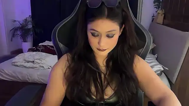 GoddessAnna online show from May 28, 2026, 5:32 pm
