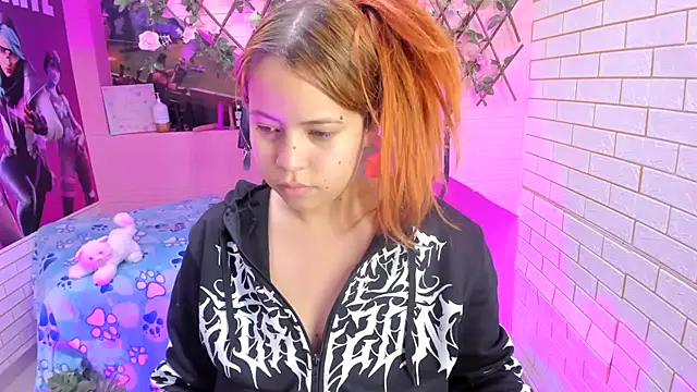 marcellaa303av online show from July 9, 2026, 11:31 pm