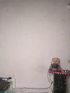 Snapshot of Calatea chatting on February 28, 2025, 2:09 am Calatea online show from February 28, 2025, 2:09 am