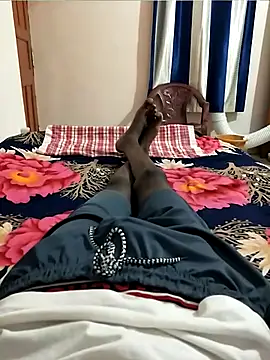 ravi707984 online show from June 21, 2026, 12:52 pm