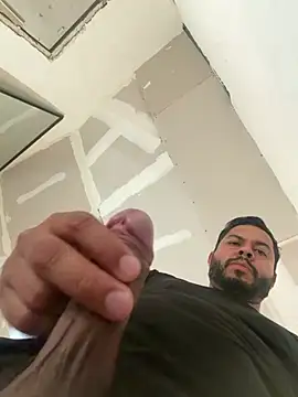 joselo8888 online show from August 6, 2026, 12:56 am