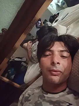 frank32love online show from May 23, 2026, 2:43 pm