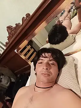 frank32love online show from June 16, 2026, 4:48 am
