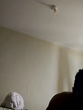 Amou215 online show from July 15, 2026, 9:03 am