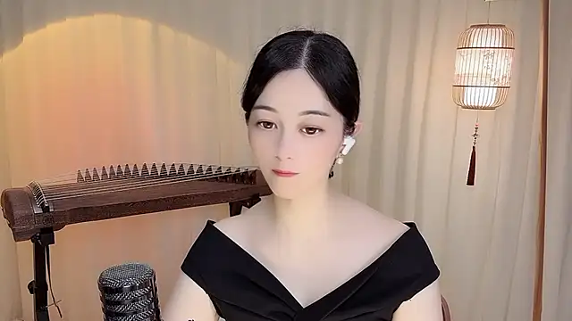 Tian-xin-999 online show from June 27, 2026, 4:12 pm