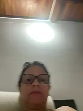 Sharongirl07 online show from July 25, 2026, 3:04 am