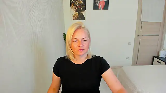 Snapshot of Alicee_Gracee chatting on July 12, 2026, 9:33 am Alicee Gracee online show from July 12, 2026, 9:33 am