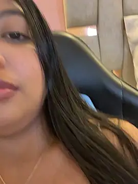 nicole fisherr online show from August 4, 2026, 10:12 pm