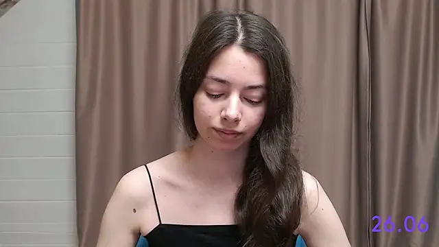 sweet sweet angel online show from June 26, 2026, 1:48 pm