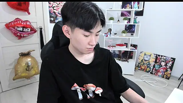 Miram Yu online show from July 26, 2026, 3:47 am