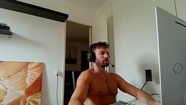alpha-hunk online show from July 19, 2026, 9:35 am