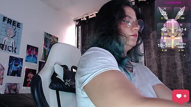 gigiqueen 18 online show from July 5, 2026, 8:49 pm