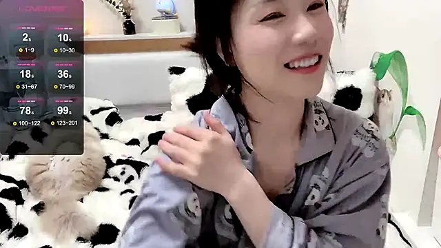 MMiao-66u online show from March 21, 2025, 4:29 pm