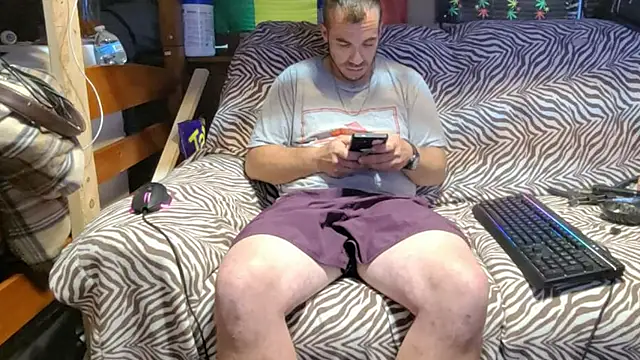 ScubaStevex online show from July 24, 2026, 10:46 am