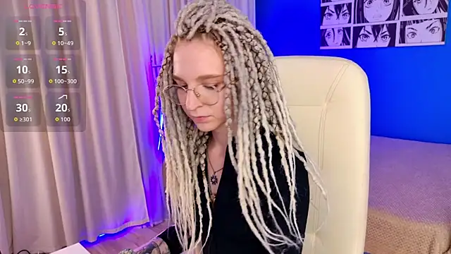 Snapshot of VioletShine chatting on July 15, 2026, 1:16 pm VioletShine online show from July 15, 2026, 1:16 pm