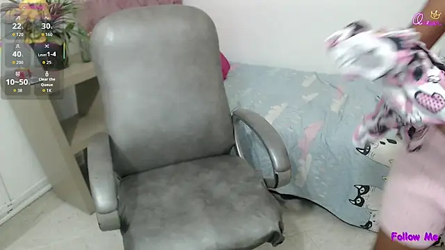 Snapshot of elly_willis chatting on July 14, 2026, 8:36 pm elly willis online show from July 14, 2026, 8:36 pm