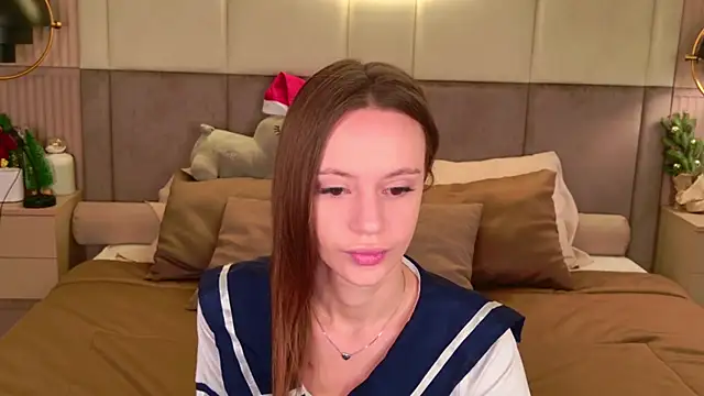 RebeccaMartons online show from January 7, 2025, 8:52 pm