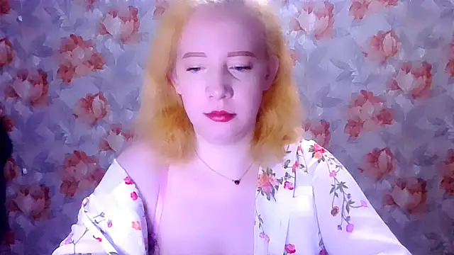 MelxMellie online show from May 8, 2026, 12:05 am