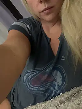 HopeDaylee online show from May 27, 2026, 3:36 am