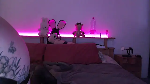 milenaaddams online show from July 29, 2026, 8:29 pm