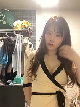 ChuChu1991 online show from April 17, 2026, 12:19 pm