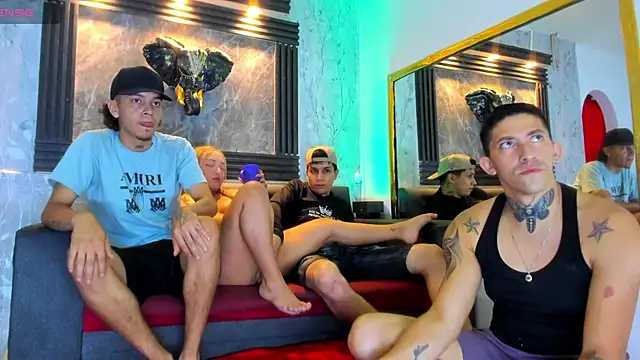 Duodreamhot online show from June 25, 2026, 5:12 am