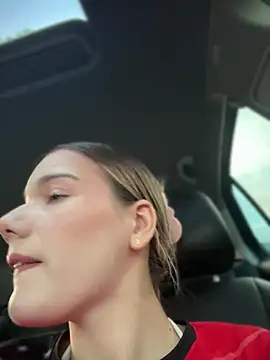 NicoleCut online show from July 1, 2026, 10:42 pm