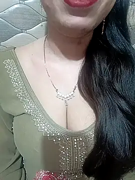 Haniya-143 online show from June 14, 2026, 2:19 pm