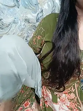 Haniya-143 online show from June 23, 2026, 6:39 pm