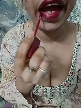 Haniya-143 online show from July 5, 2026, 11:12 pm