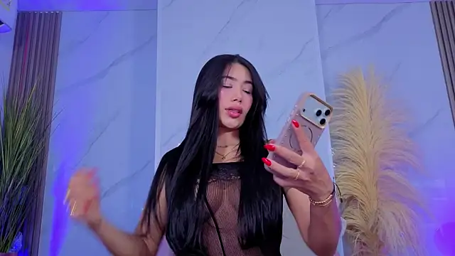 Snapshot of Chlooee__ chatting on July 12, 2026, 3:19 am Chlooee online show from July 12, 2026, 3:19 am