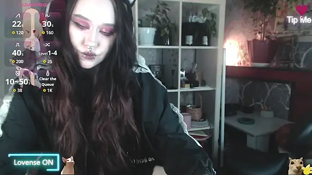 chloe crystall killer online show from July 17, 2026, 1:40 pm