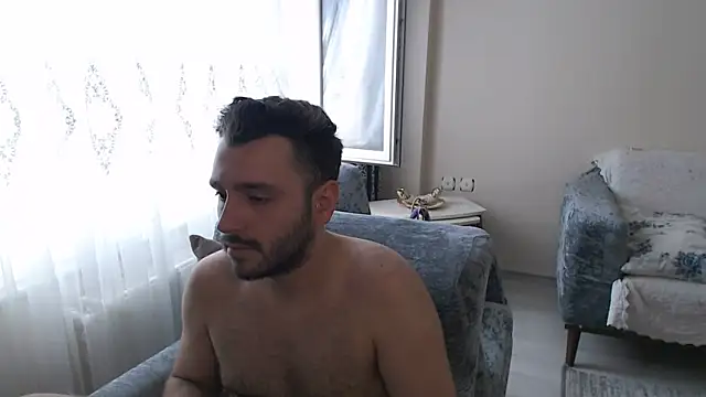 handsomeee04 online show from June 22, 2026, 12:57 pm