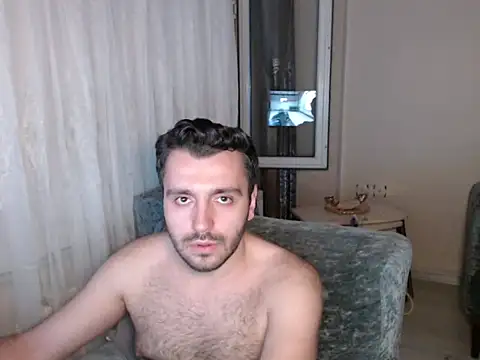 handsomeee04 online show from July 17, 2026, 11:20 pm