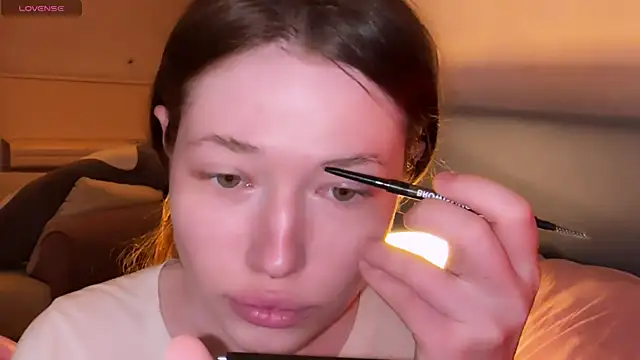 Snapshot of eva_varnerr chatting on June 21, 2026, 12:02 am eva varnerr online show from June 21, 2026, 12:02 am
