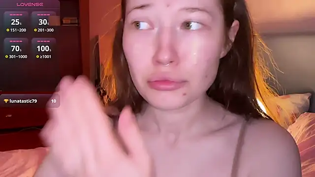Snapshot of eva_varnerr chatting on July 9, 2026, 12:58 am eva varnerr online show from July 9, 2026, 12:58 am