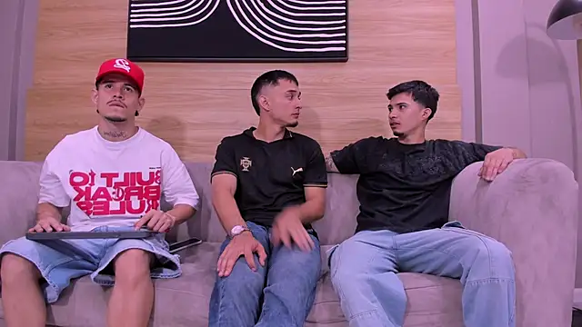 hell twink online show from June 20, 2026, 3:48 pm