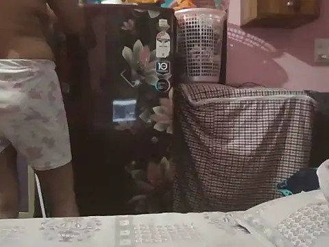 Hot-shanvi online show from July 25, 2026, 12:47 pm