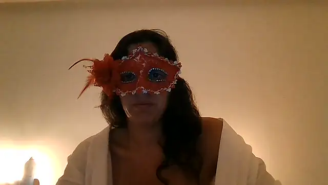 couple-tuga online show from July 11, 2026, 9:27 pm