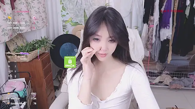 Snapshot of xiaotiantian-76 chatting on June 3, 2026, 2:33 pm xiaotiantian-76 online show from June 3, 2026, 2:33 pm
