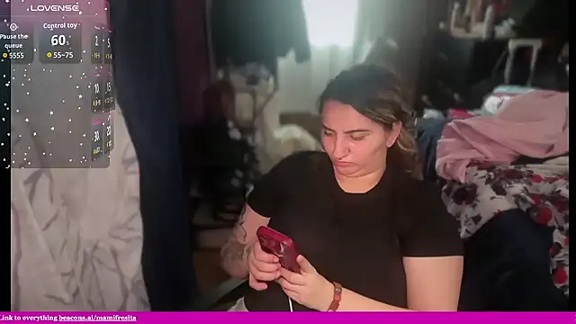 mamifresita online show from June 17, 2026, 7:26 pm