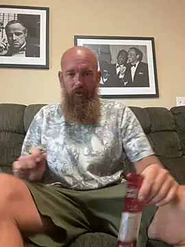 32XRedBeard online show from June 16, 2026, 7:38 pm