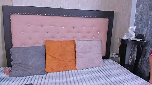 StefanyRousse online show from July 10, 2026, 11:46 am