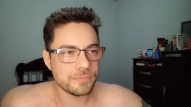 Dyllan   online show from June 16, 2026, 1:08 am
